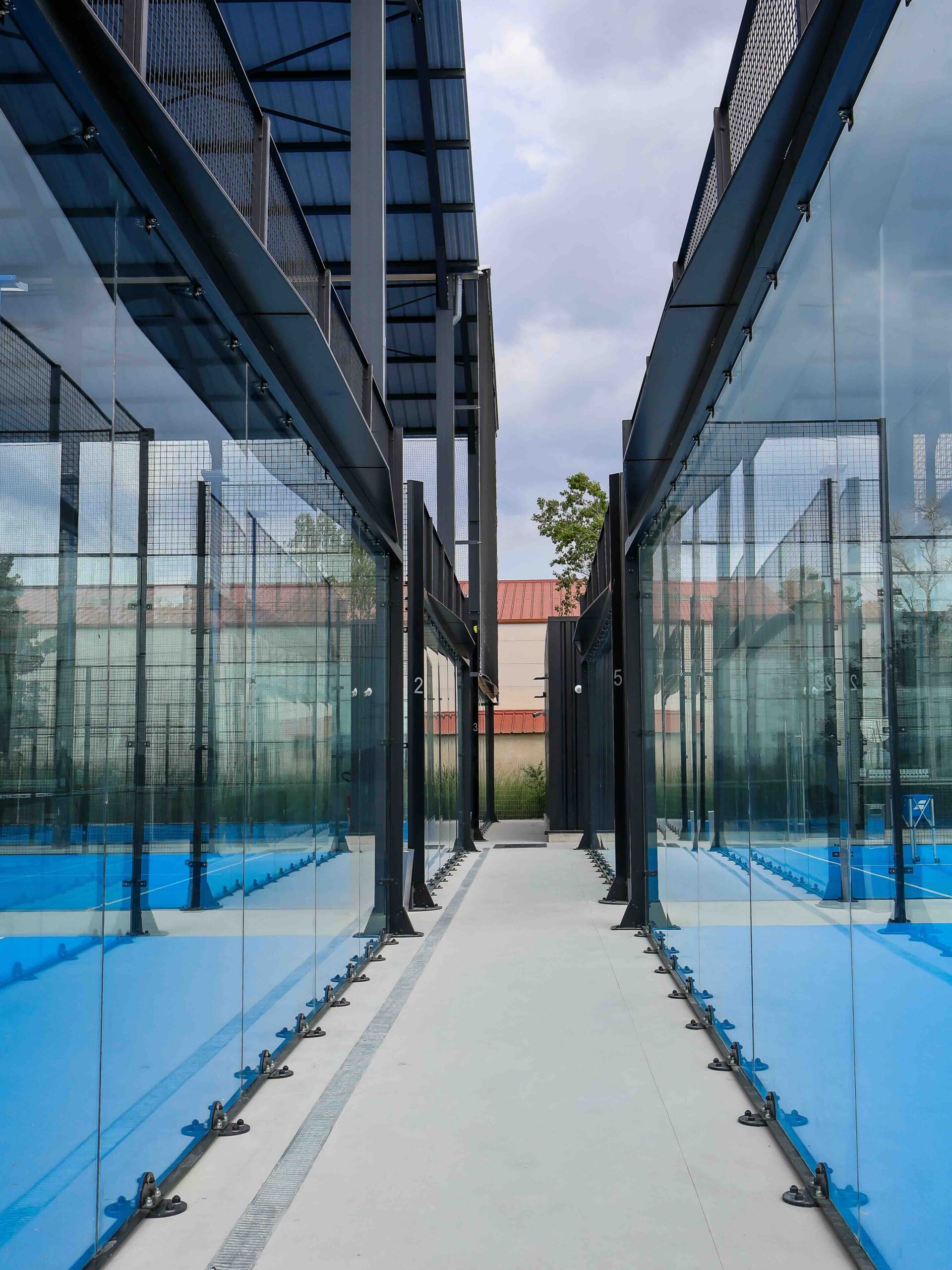 Photo – 5 padel courts in Peyrolles for Platinium Padel IMG 5416 scaled Padel Project in Peyrolles-en-Provence | Padel courts